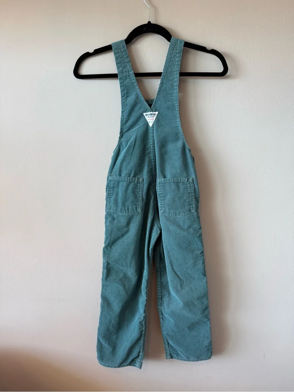 Vintage 1990s Osh Kosh B’Gosh Light Corduroy Green Pinstripe Overalls‎ Size 6